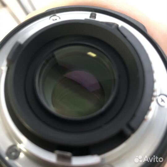 Объектив Nikon 18-200mm f/3.5-5.6G AF-S VR DX