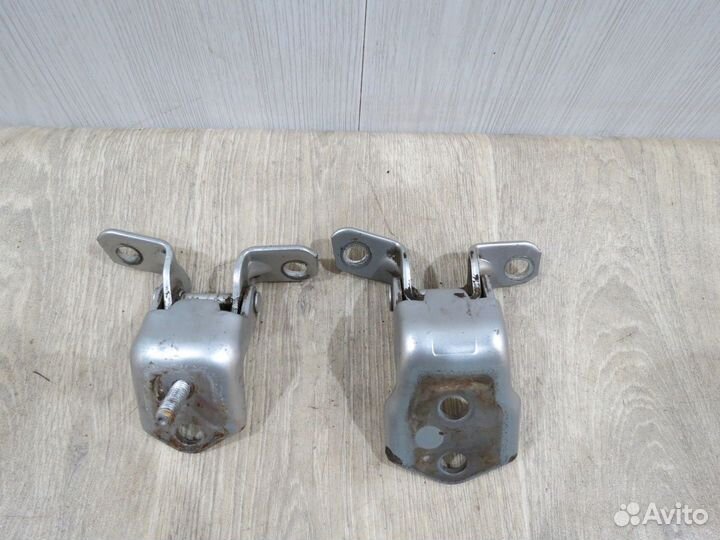 Петля двери Mazda 6 GH