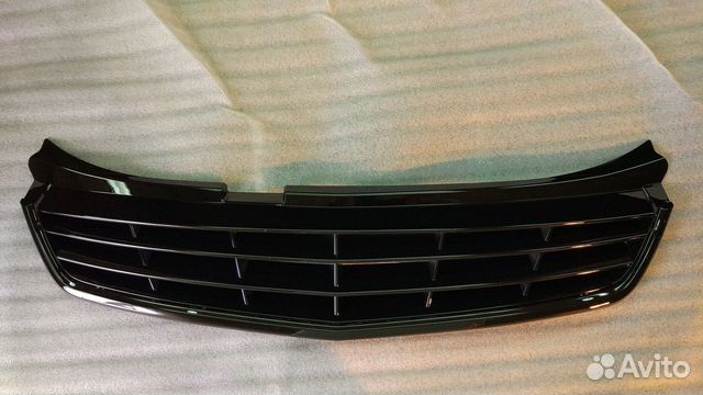 Решетка радиатора Приора 2 Черная Новая