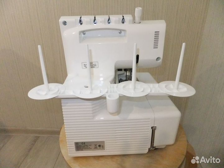 Оверлок Bernina 870D