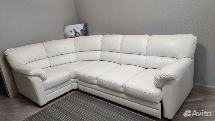 Угловой диван