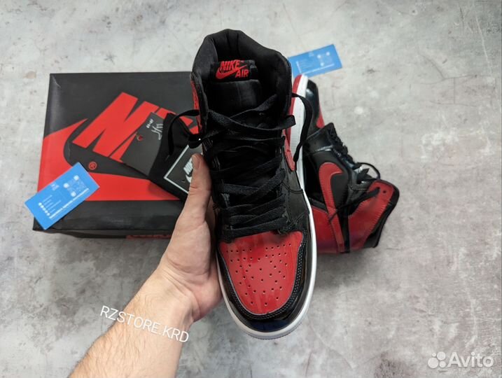 Кроссовки Nike Air Jordan 1 High + доставка