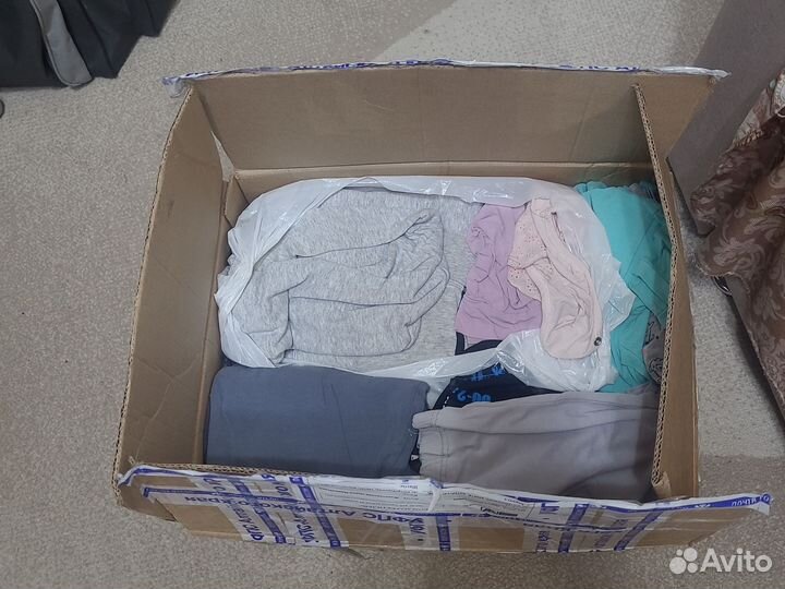 Коробка детских вещей от 0 до 12 месяцев