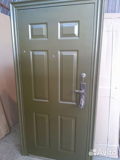 Дверь входная металлическая левая бу