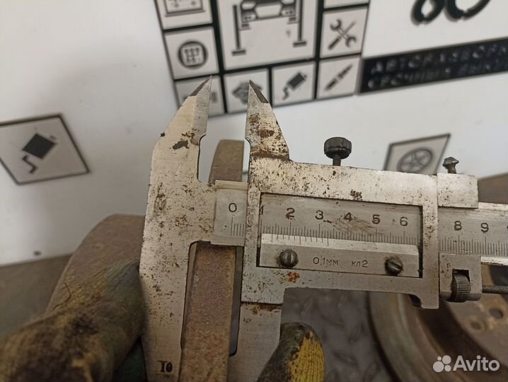 Диск тормозной задний для Mitsubishi Pajero 1