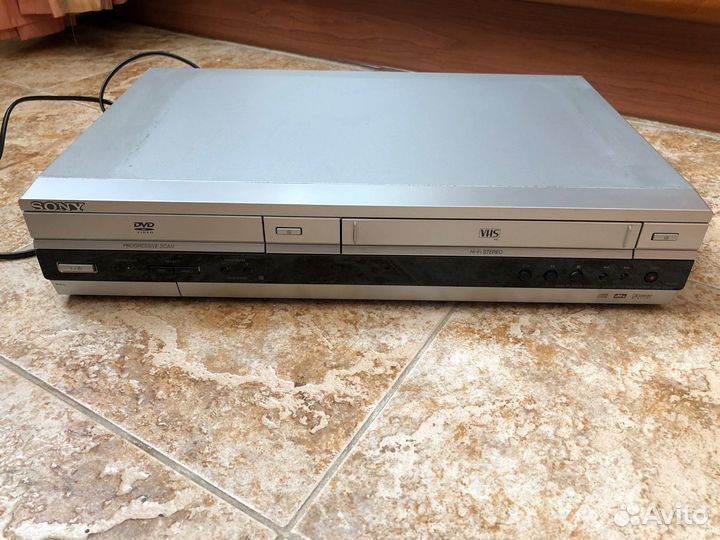 Видеомагнитофон Sony SLV-D970 P R