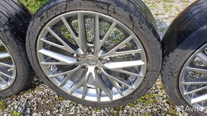 Комплект Lexus оригинал на лете 255/35 R18 5*114.3