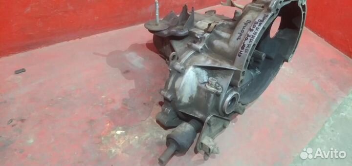Приора коробка МКПП 2 болта подшипники под замену