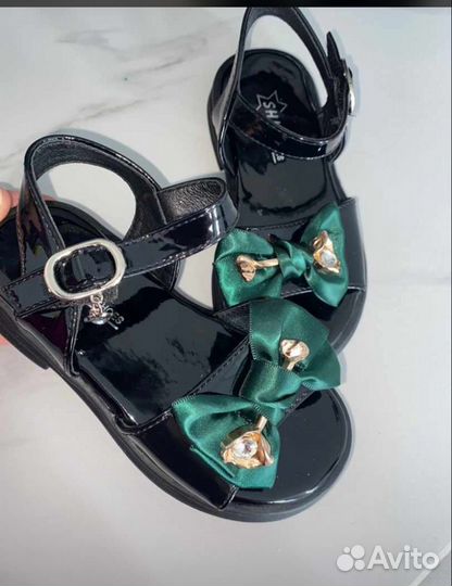Босоножки для девочки