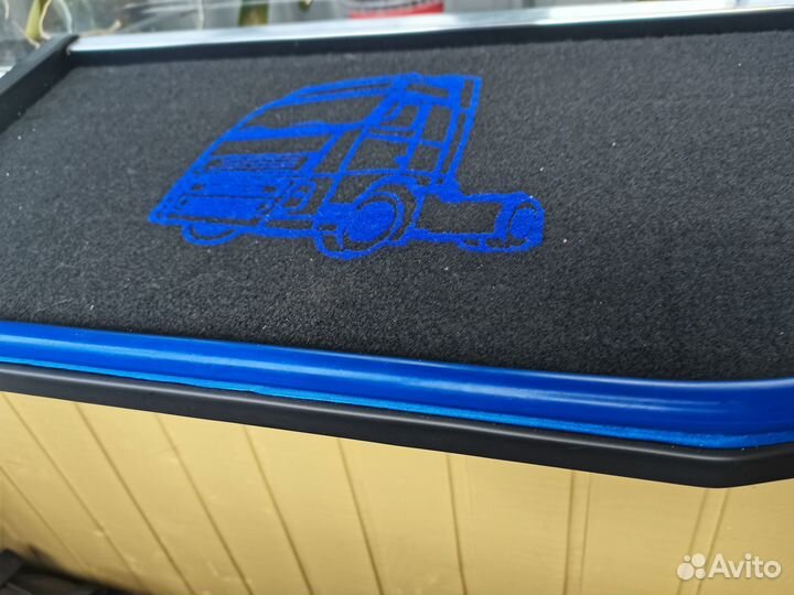 Полка для грузовиков