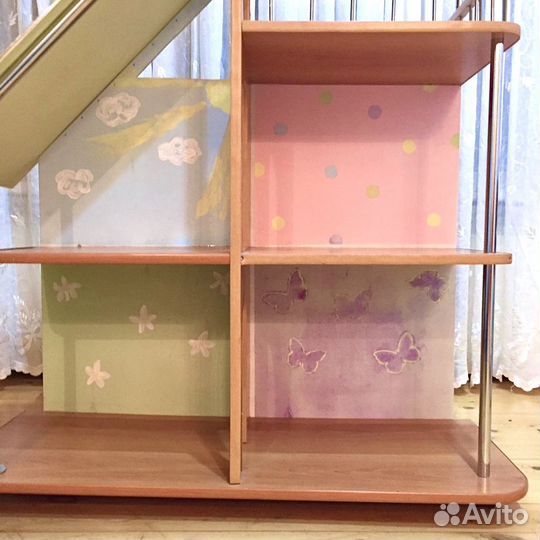 Большой кукольный домик