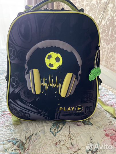 Школьный рюкзак