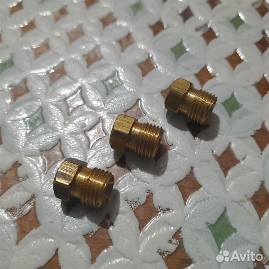 Штуцер под трубку диаметром 6 мм