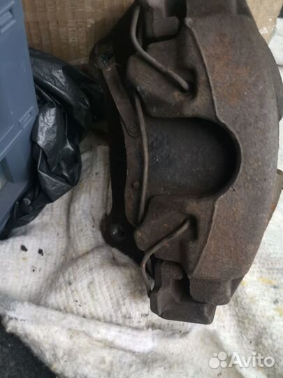 Комплект суппорта Saab 9-5 Aero