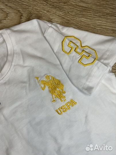 Костюм на мальчика новый