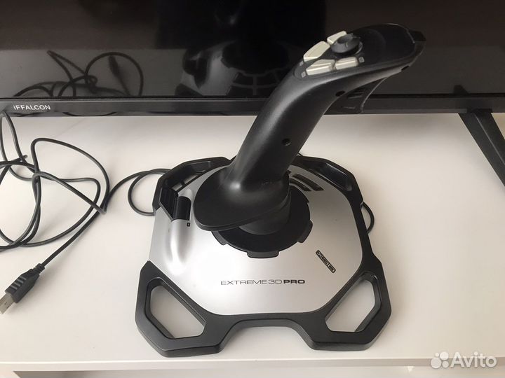Джойстик Logitech Extreme 3D pro