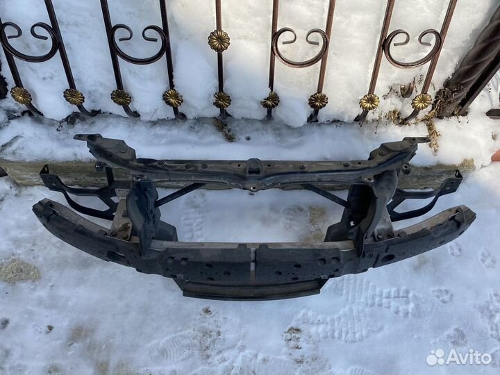 Передняя рамка (телевизор) bmw e60