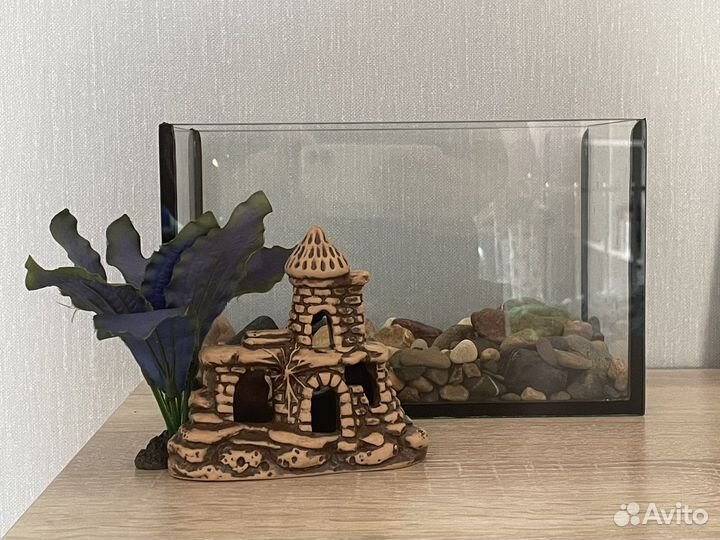 Аквариум 3л + подарок корм для Петушков
