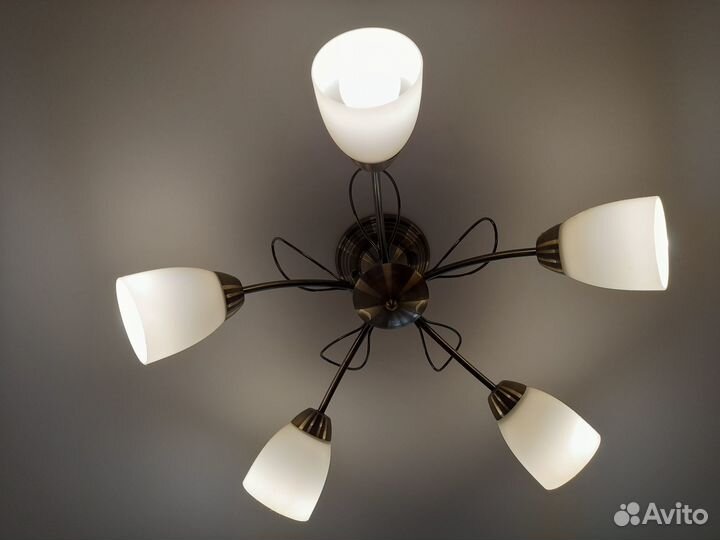 Люстра потолочная