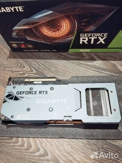 Видеокарта RTX 3050 Gigabyte 8gb