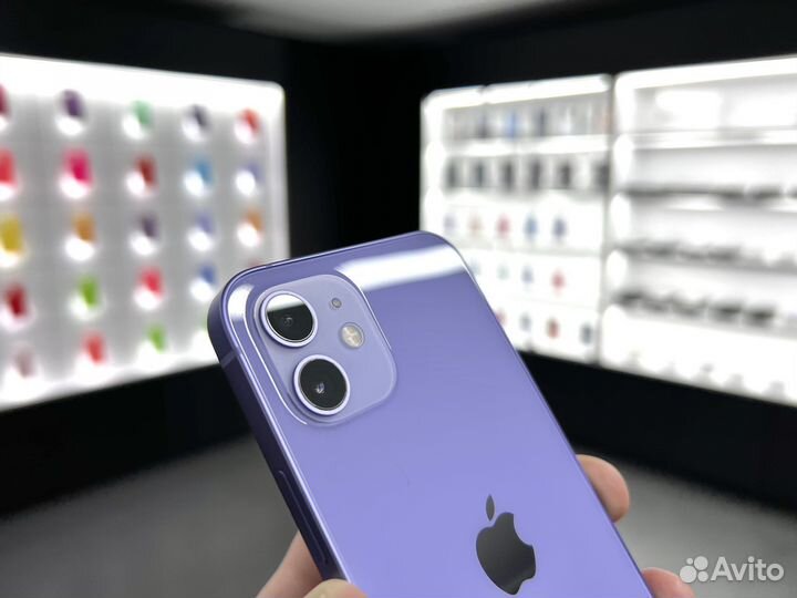 iPhone 12, 64 ГБ