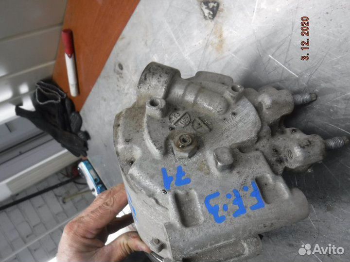 Компрессор кондиционера Ford Focus 3 pnda 2012
