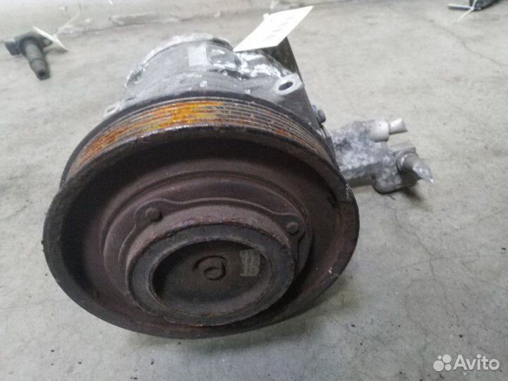 Компрессор кондиционера Toyota Avensis хэтчбек 2.0