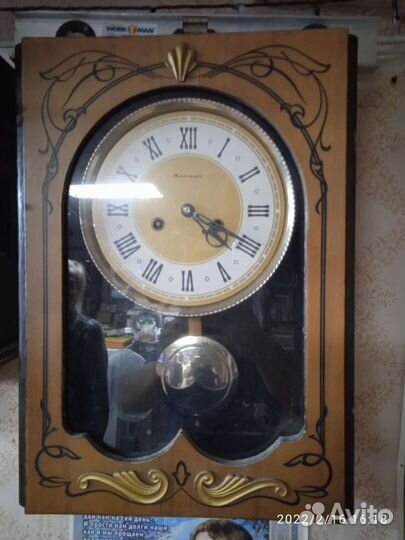 Продаю часы