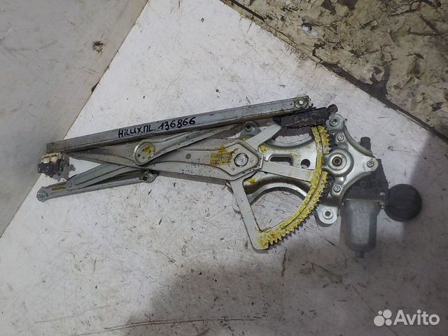 Стеклоподъемник передний левый Toyota Hilux