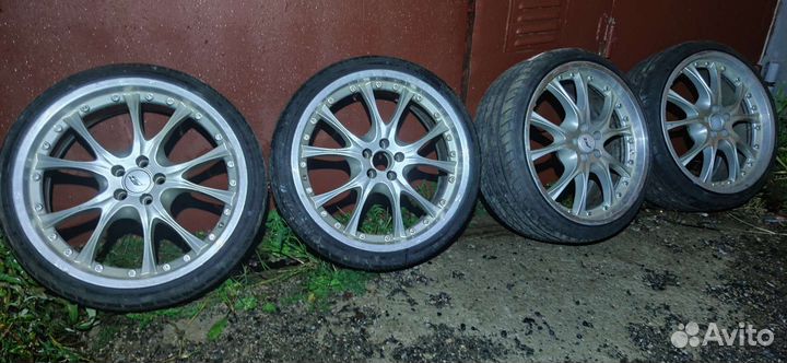 R19 Ovation VI-388 215/35, PCD 5x100 DIA 57.1