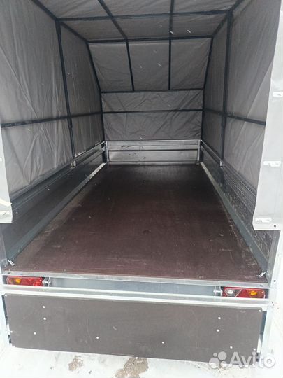 Прицеп легковой 2,6*1,36 Внутри