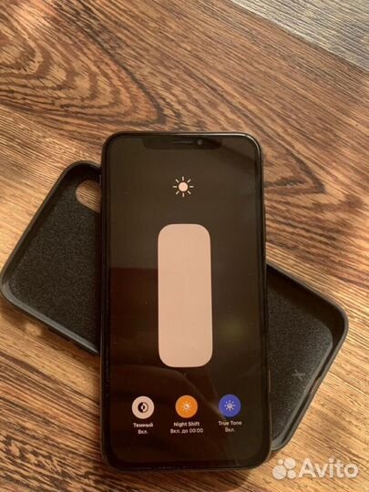 iPhone X, 256 ГБ