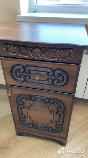 Туалетный столик письменный стол в наличии