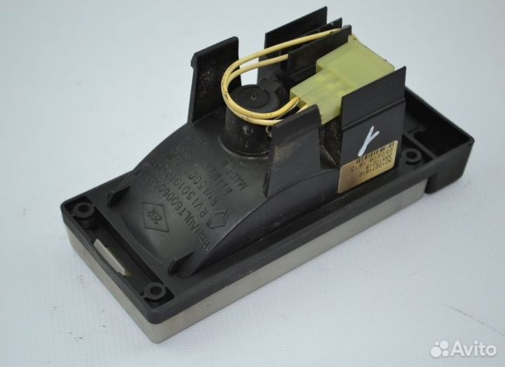 Салонный осветитель renault trucks Magnum Dxi (01