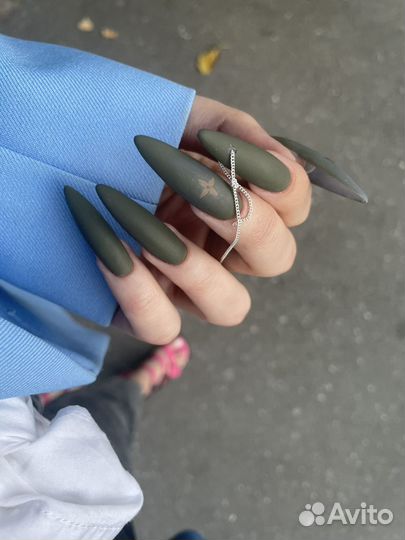 Маникюр педикюр