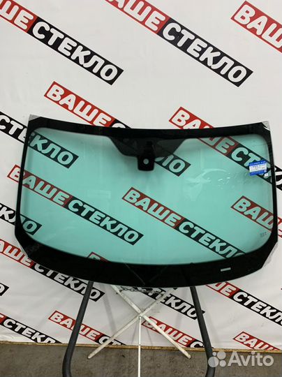 Лобовое стекло BMW X5 E70