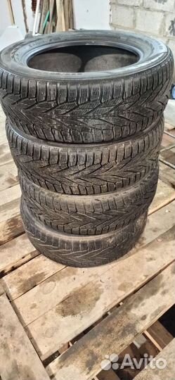 Nokian Tyres Hakkapeliitta R2 SUV 235/60 R18 107R