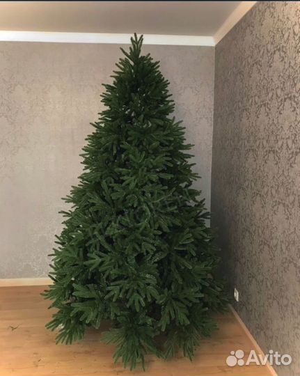 Елка искусственная