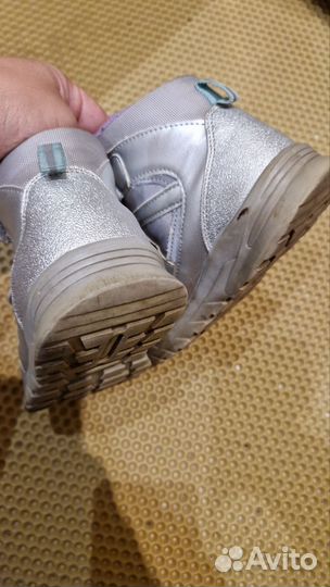 Ботинки демисезонные р.31