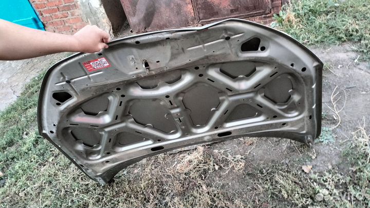 Капот LADA granta fl