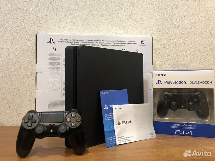 Sony PS4 slim + FIFA 24, UFC 4 (180 игр)