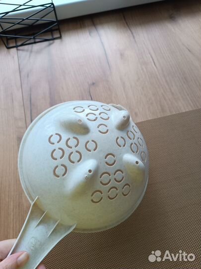 Дуршлаг, миска и тарелка пластмасс