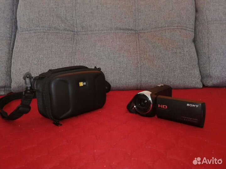 Видеокамера Sony HDR-cx240e