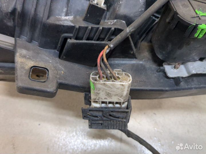 Фара (передняя) Land Rover Range Rover 3 (LM), 2004