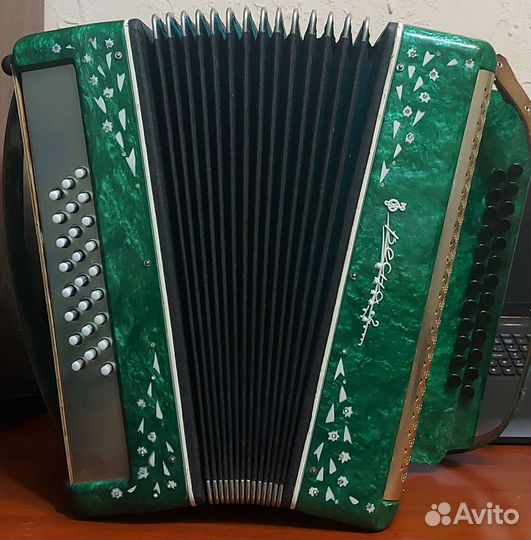 Гармонь Волга
