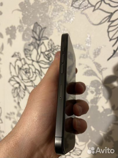 iPhone 15 Pro, 256 ГБ