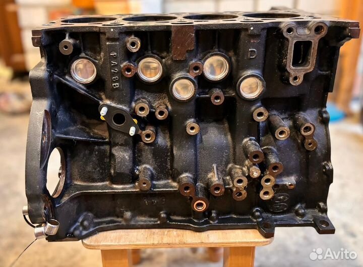 Блок двигателя Kia carnival