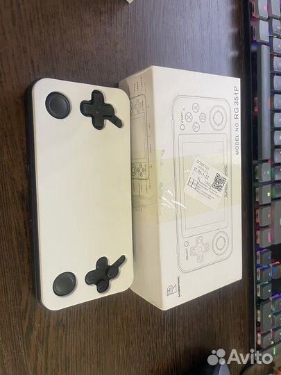 Игровая консоль Ambernic rg351p новая