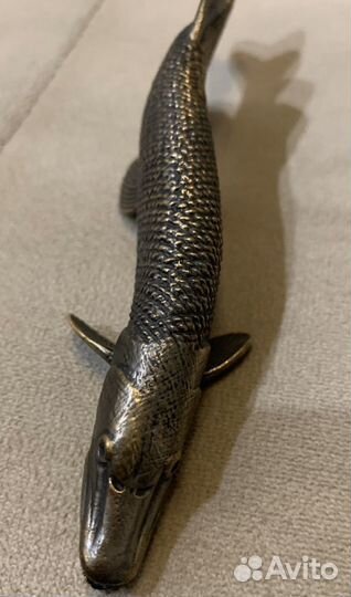 Статуэтка бронзовая Щука