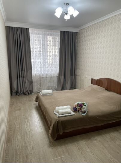 2-к. квартира, 60 м², 1/6 эт.